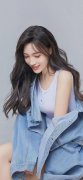 女人两腿张开图片